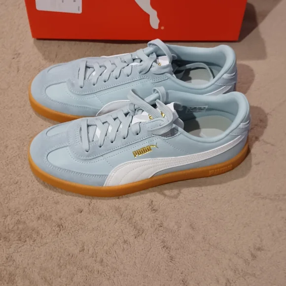 Puma Light Blue Sneakers with Gum Sole - Picture 1 of 6